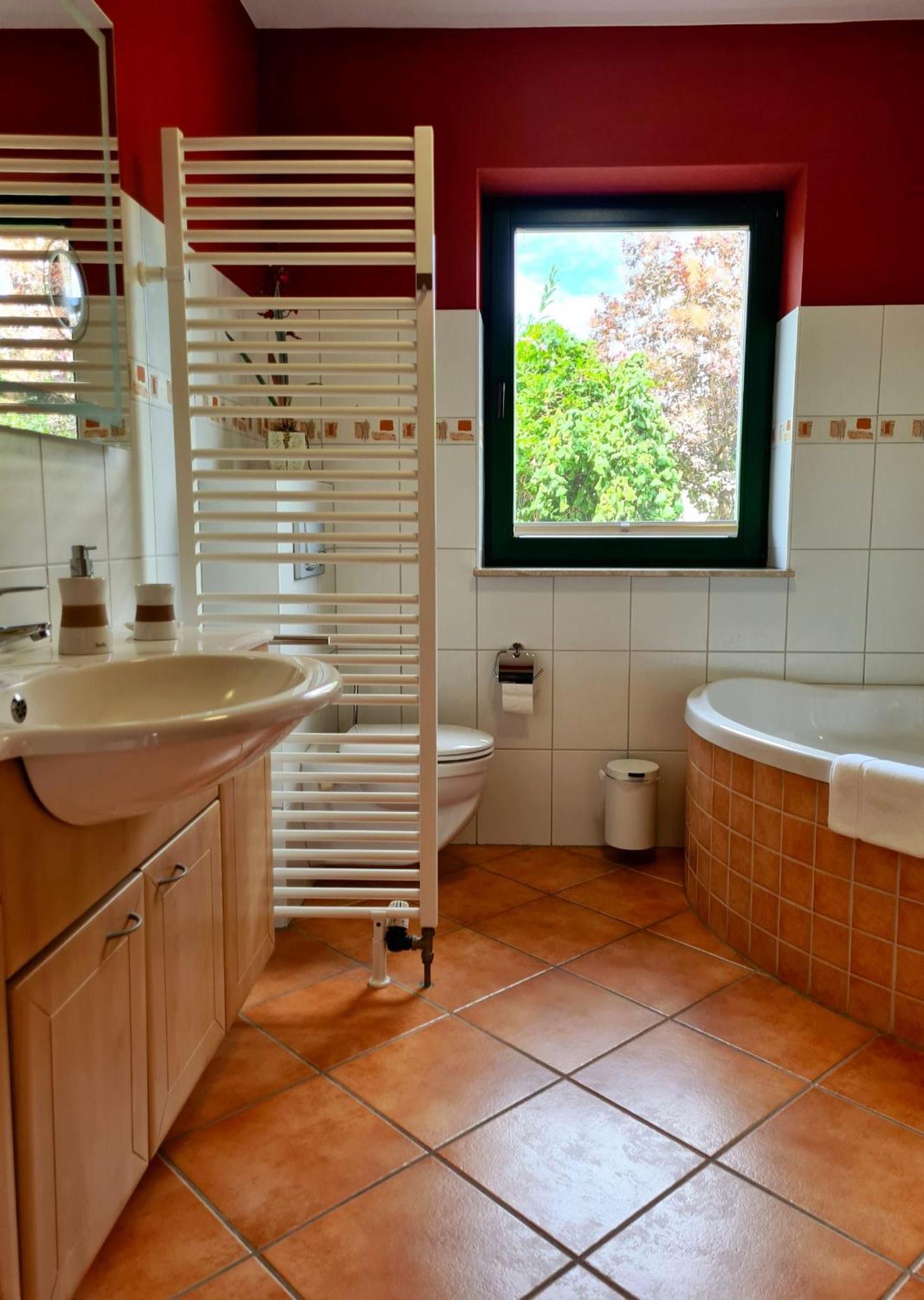 Appartement Uttied Mit Terrasse Und Garten - 4 Sterne Dtv Rambin Dış mekan fotoğraf