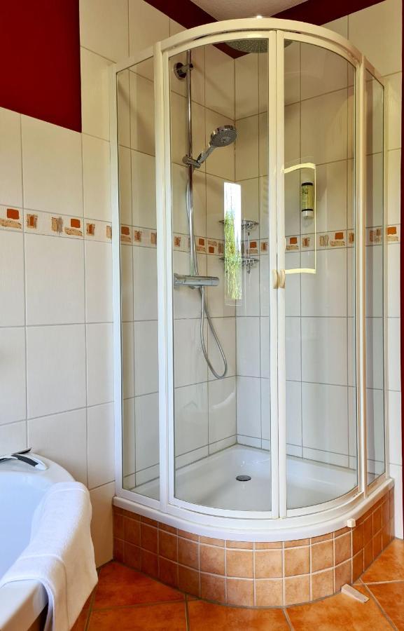 Appartement Uttied Mit Terrasse Und Garten - 4 Sterne Dtv Rambin Dış mekan fotoğraf